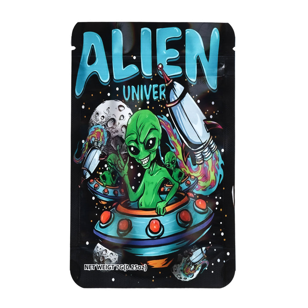 Mylar bag 7g, herb Mylar Bags, Where to buy mylar bags, Custom mylar bags near me, Mylar Bags Wholesale. Packaging with an alien design and 'Alien Universe' text on a black background